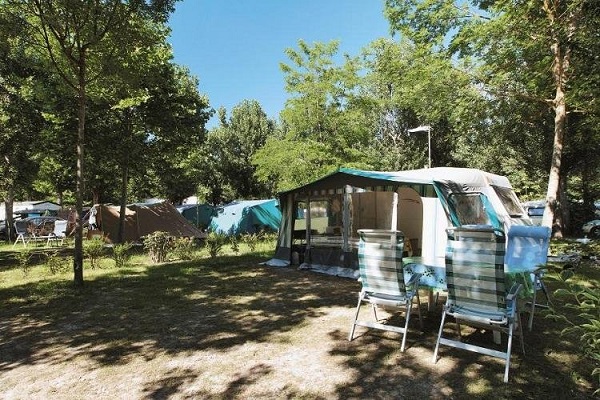 /campings/francia/provenza-alpes-costa-azul/alpes-de-alta-provenza/Domaine du Verdon/camping-domaine-du-verdon-1483301695-xl.jpg